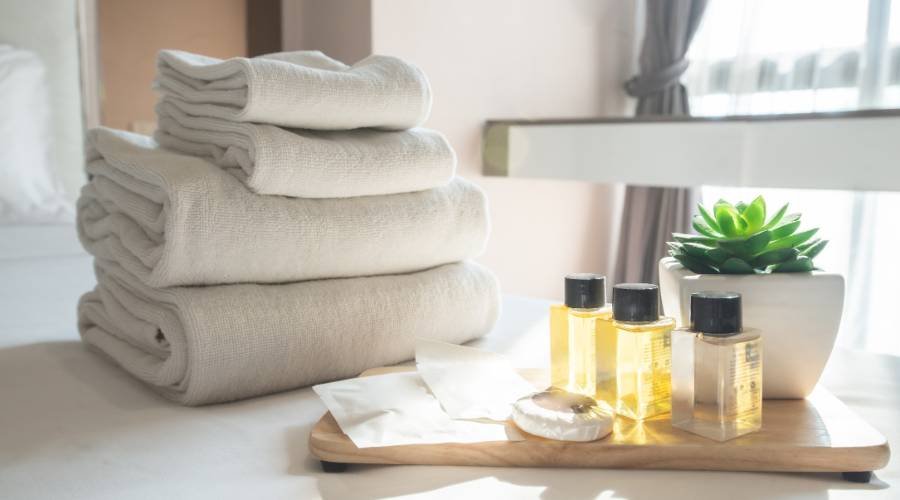 CAPSULE-HOTEL-AMENITIES