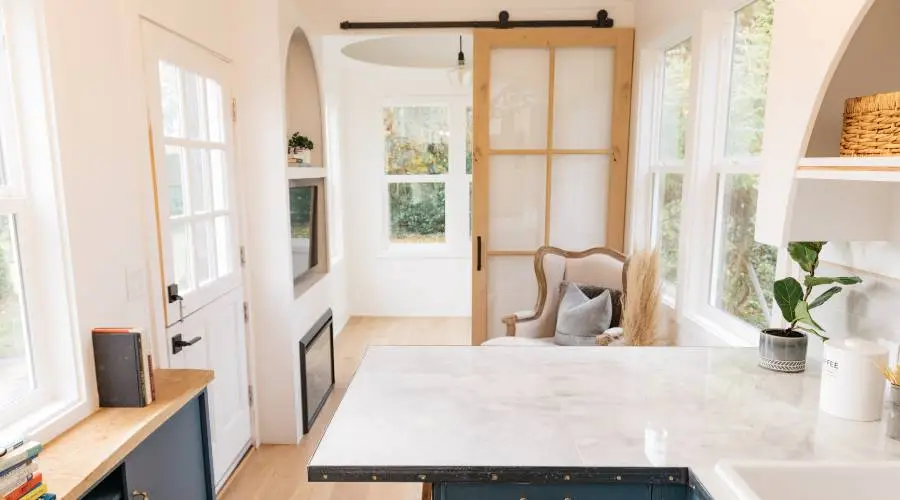 CAPSULE HOTEL AUSTRALIA